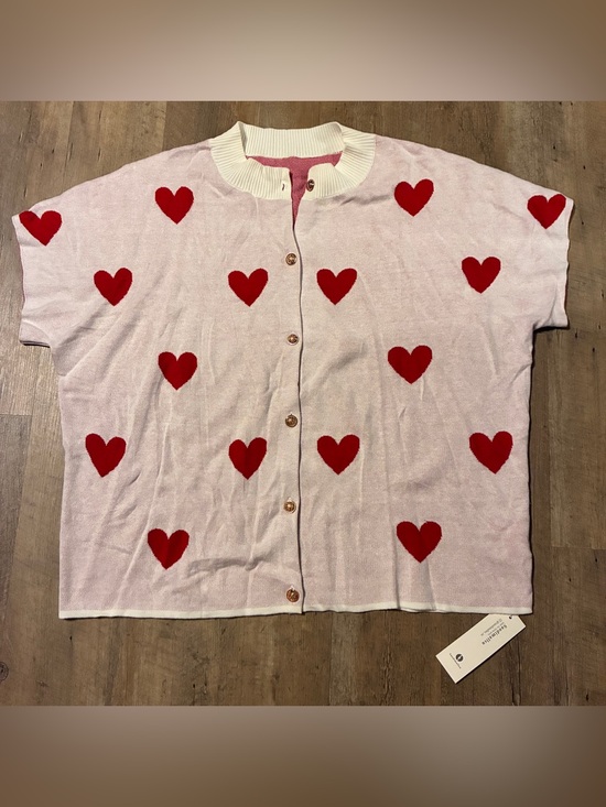 Amazon Sweaters - Amazon White Short Sleeved Cardigan with Red Heart Print